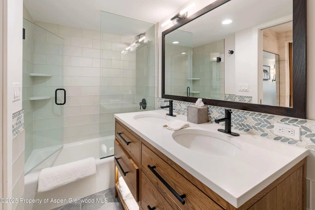 17 of 28 - 800 S Mill Street 105, Aspen, CO