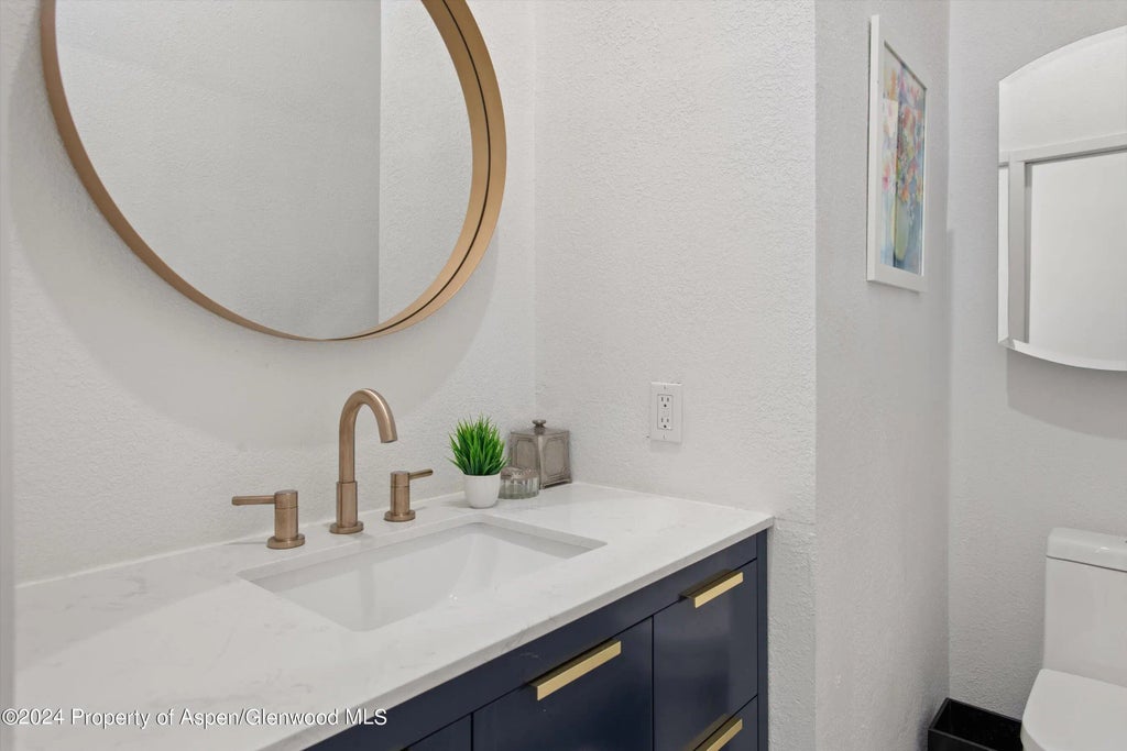 18 of 37 - 140 Maple Lane, Aspen, CO