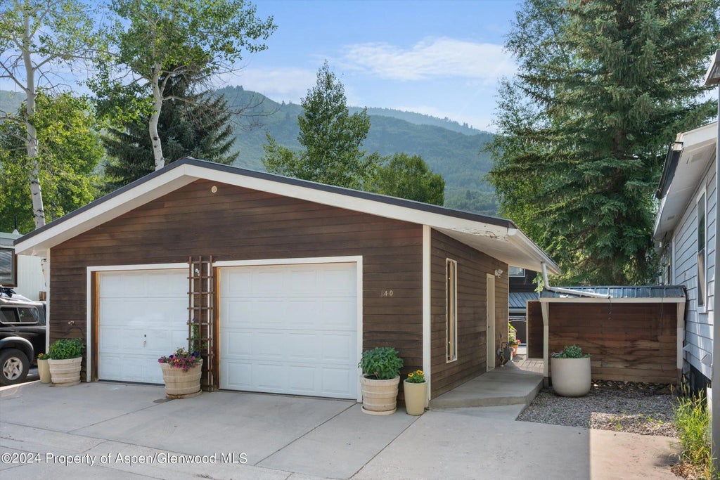 37 of 37 - 140 Maple Lane, Aspen, CO