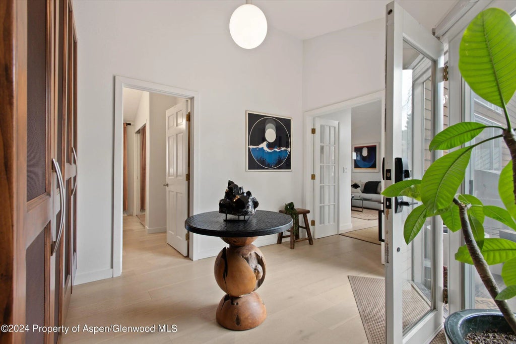 5 of 37 - 140 Maple Lane, Aspen, CO