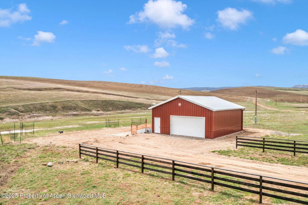 4 of 16 - 35000 County Road 59, Hayden, CO