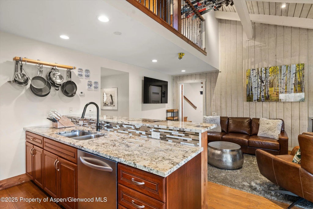 9 of 33 - 35 Lower Woodbridge Road W 184, Snowmass Village, CO