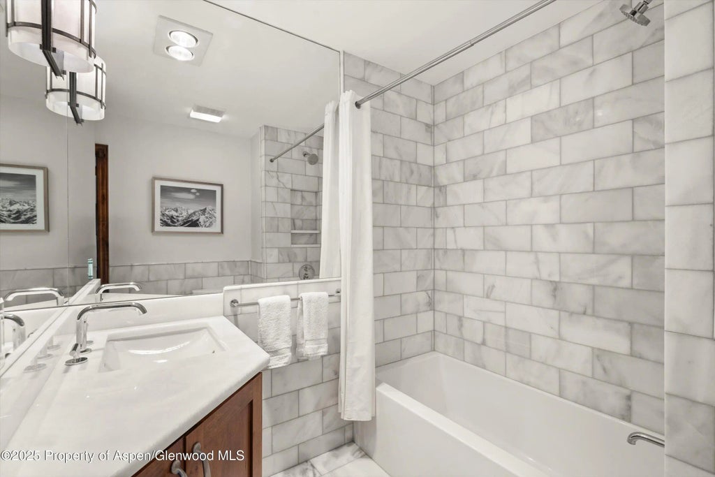 10 of 13 - 725 E Main Street #309, Aspen, CO