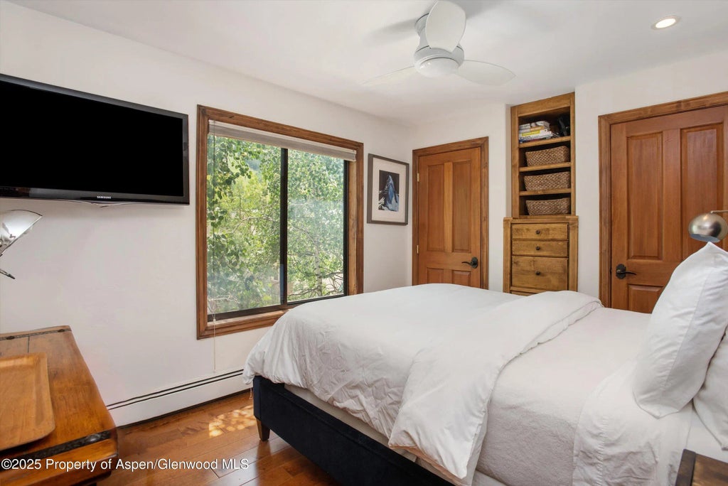 9 of 13 - 725 E Main Street #309, Aspen, CO