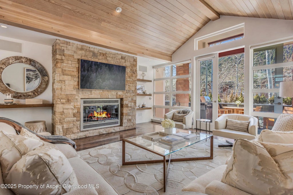 5 of 46 - 708 E Hyman Avenue, Aspen, CO