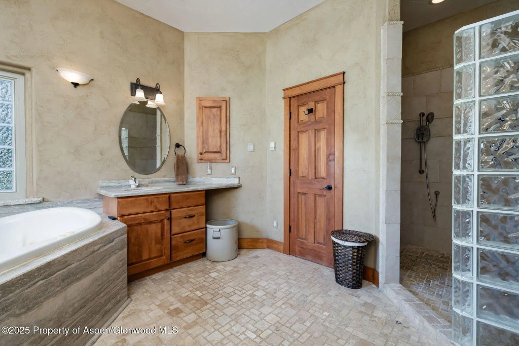 23 of 68 - 759 36 3/10 Road, Palisade, CO