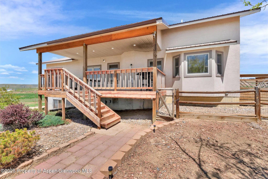 100 of 111 - 1600 County Road 30, Craig, CO