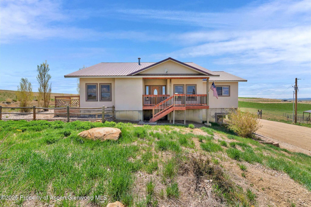 104 of 111 - 1600 County Road 30, Craig, CO