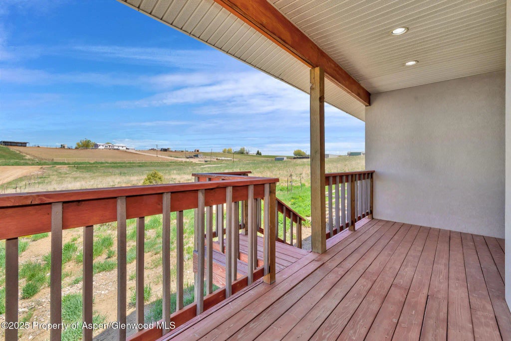87 of 111 - 1600 County Road 30, Craig, CO