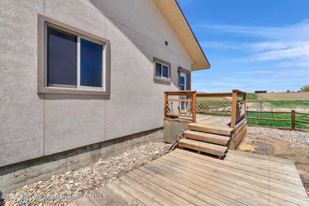 91 of 111 - 1600 County Road 30, Craig, CO