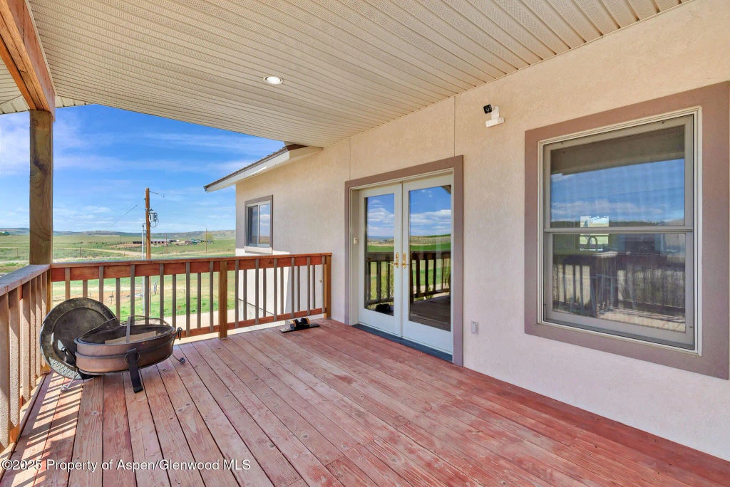95 of 111 - 1600 County Road 30, Craig, CO