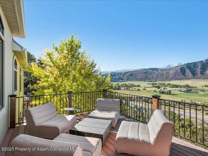 19 of 58 - 587 Hillcrest Drive, Basalt, CO