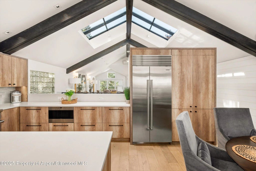 22 of 43 - 929 E E Durant Avenue Avenue 4, Aspen, CO