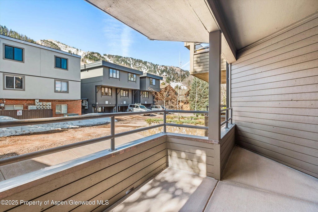 33 of 43 - 929 E E Durant Avenue Avenue 4, Aspen, CO