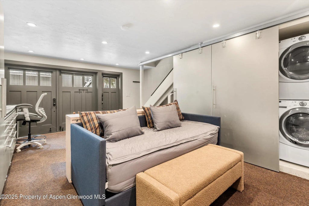 11 of 14 - 720 W Hopkins Avenue Unit D, Aspen, CO