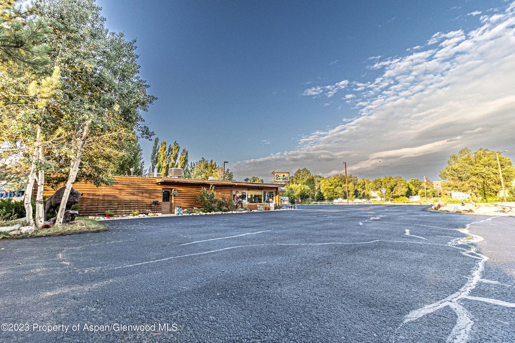 50 of 57 - 536 E Victory Way, Craig, CO