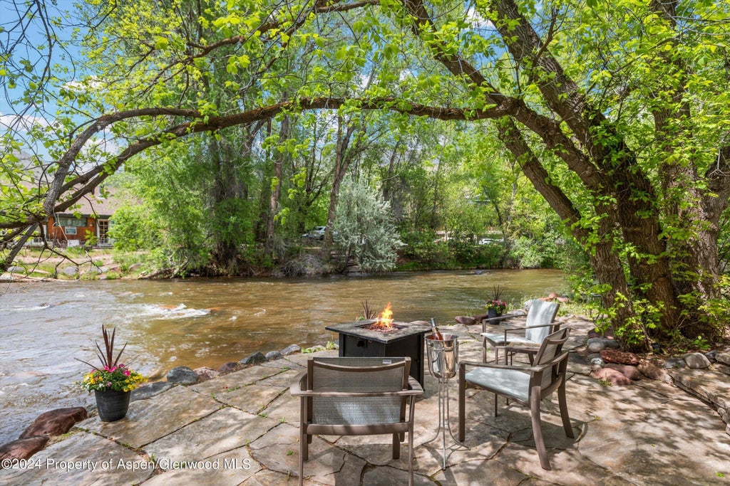 4 of 38 - 166 Swinging Bridge Lane, Basalt, CO