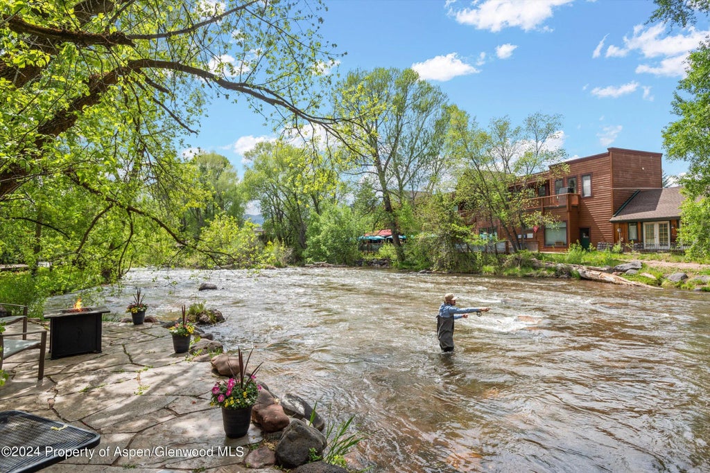 6 of 38 - 166 Swinging Bridge Lane, Basalt, CO