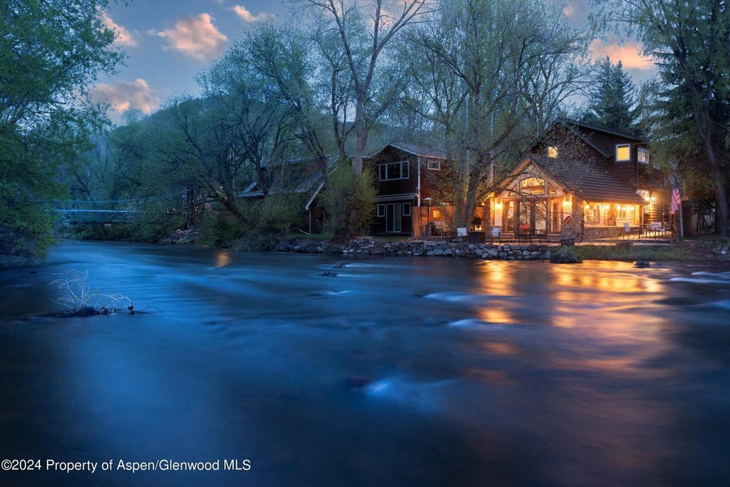 7 of 38 - 166 Swinging Bridge Lane, Basalt, CO