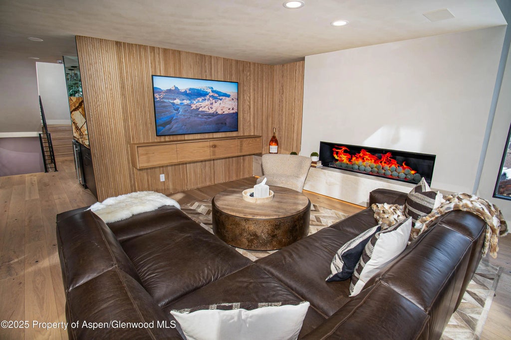 32 of 41 - 306 Edgewood Lane, Snowmass Village, CO