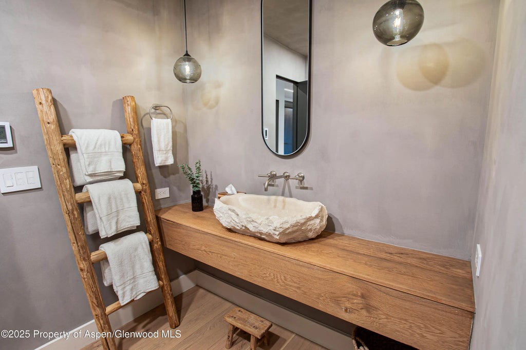 34 of 41 - 306 Edgewood Lane, Snowmass Village, CO