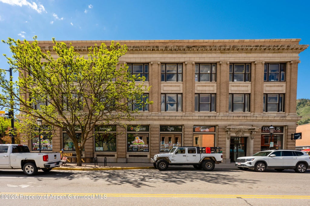 2 of 32 - 801 Grand Avenue, Glenwood Springs, CO