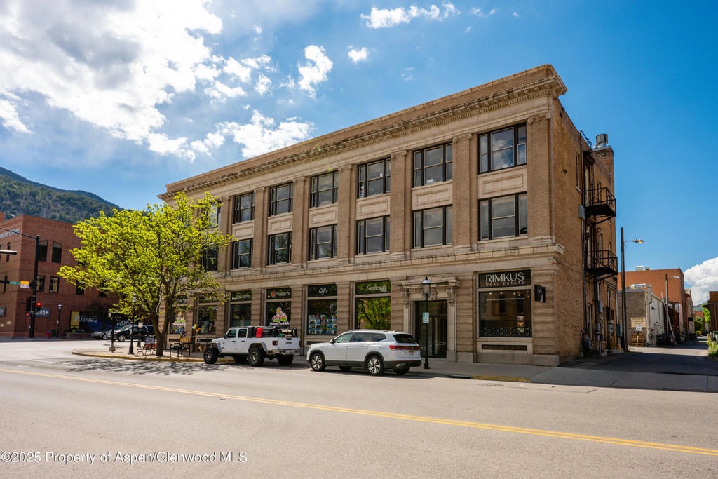 27 of 32 - 801 Grand Avenue, Glenwood Springs, CO