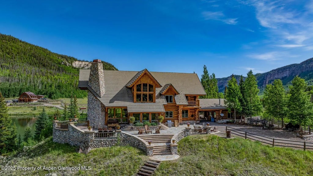 11 of 60 - 2418 Usfs Rd 526, Creede, CO
