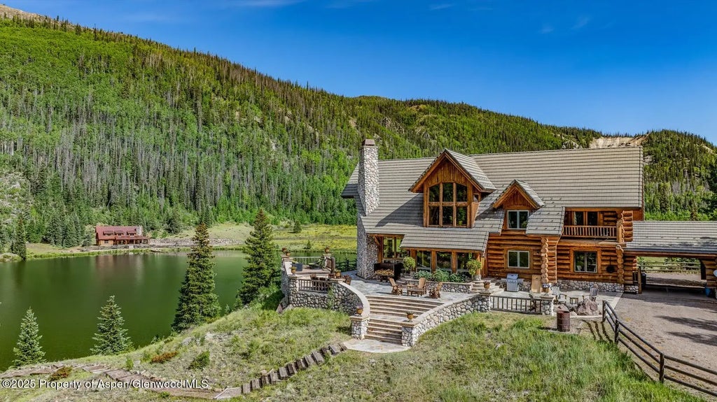 2 of 60 - 2418 Usfs Rd 526, Creede, CO