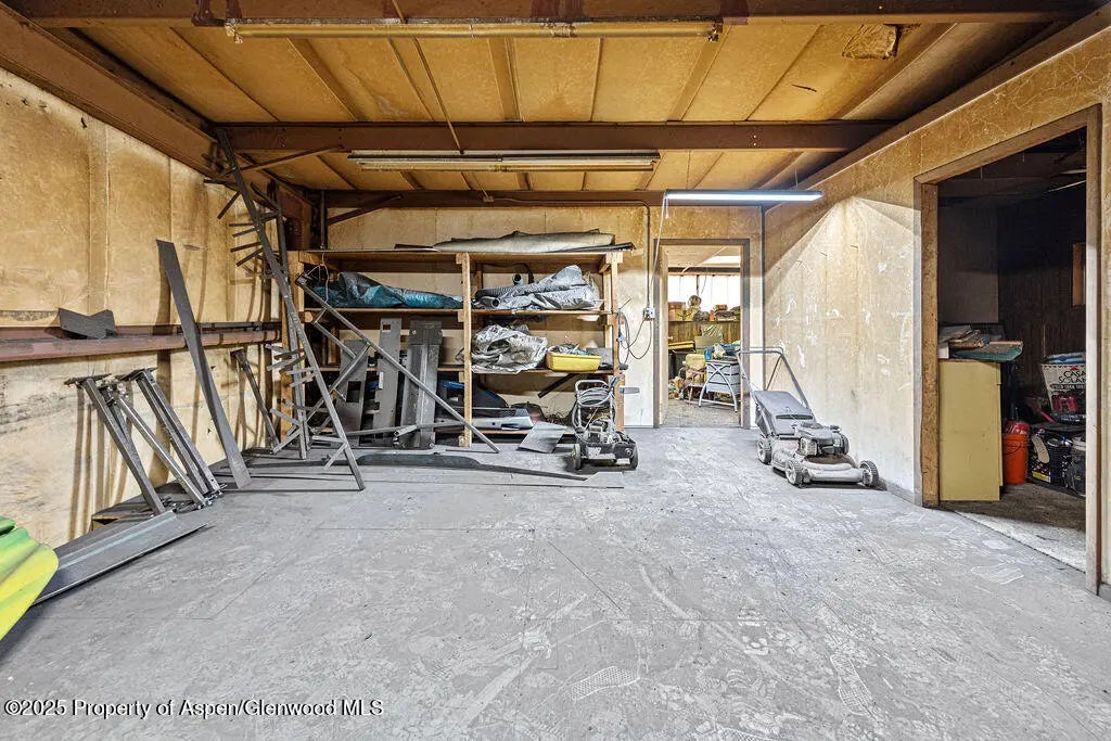 39 of 51 - 350 Russell Street, Craig, CO