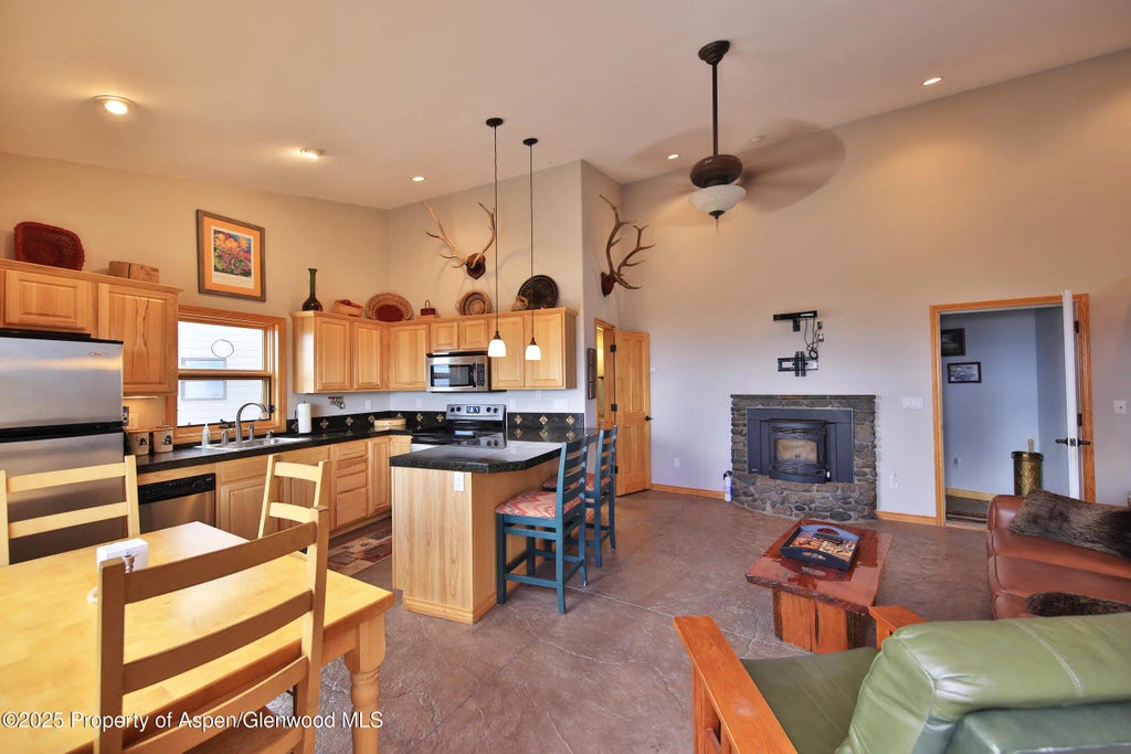 21 of 44 - 53315 Bull Basin Road, Mesa, CO