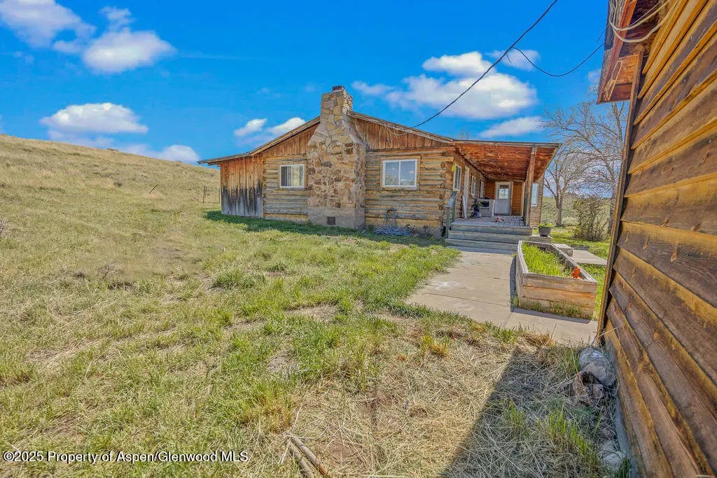 42 of 67 - 5904 County Road 31, Craig, CO