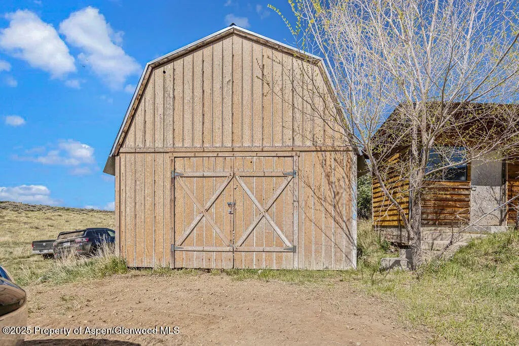 47 of 67 - 5904 County Road 31, Craig, CO