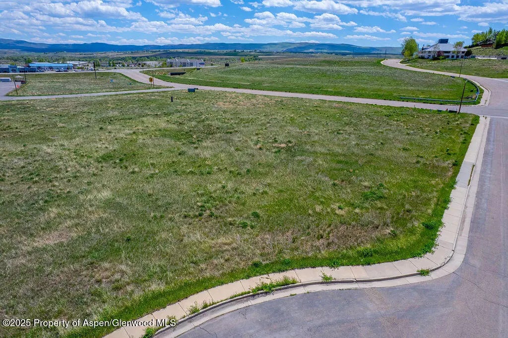 7 of 14 - 2773 W 1st Street, Craig, CO