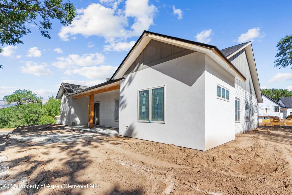 10 of 11 - 435 Arbor Lane, Rifle, CO
