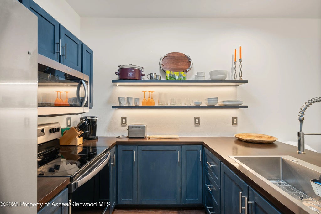 6 of 13 - 1400 E Valley Road 110, Basalt, CO