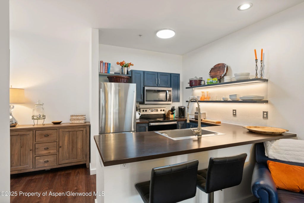 7 of 13 - 1400 E Valley Road 110, Basalt, CO
