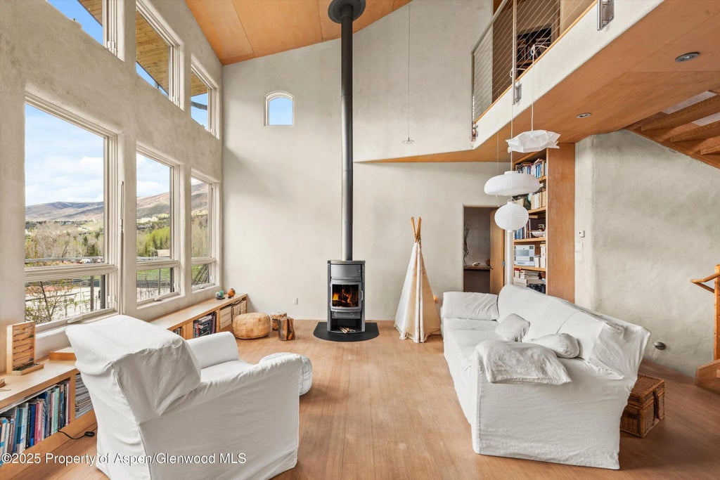 3 of 18 - 515 Park Circle, Aspen, CO