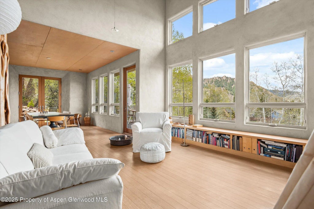 4 of 18 - 515 Park Circle, Aspen, CO