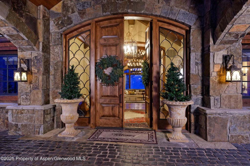 10 of 60 - 220 Buttermilk Lane, Aspen, CO