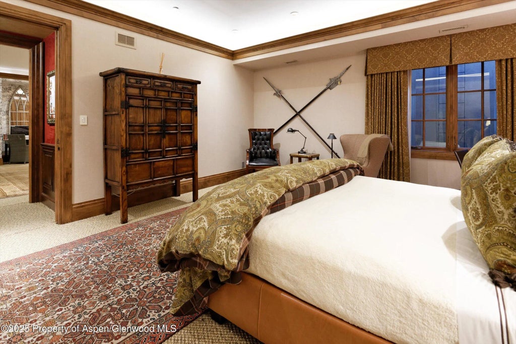 6 of 60 - 220 Buttermilk Lane, Aspen, CO