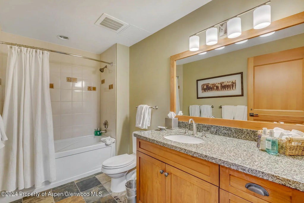 15 of 17 - 110 Carriage Way 3210, Snowmass Village, CO