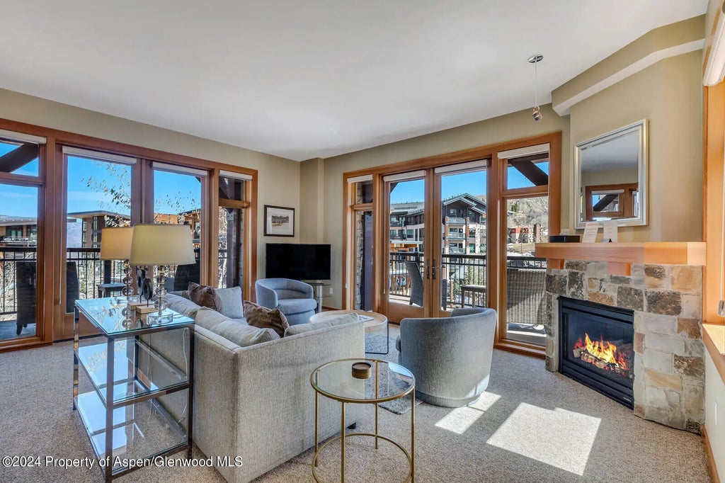 2 of 17 - 110 Carriage Way 3210, Snowmass Village, CO