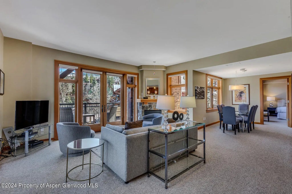 6 of 17 - 110 Carriage Way 3210, Snowmass Village, CO