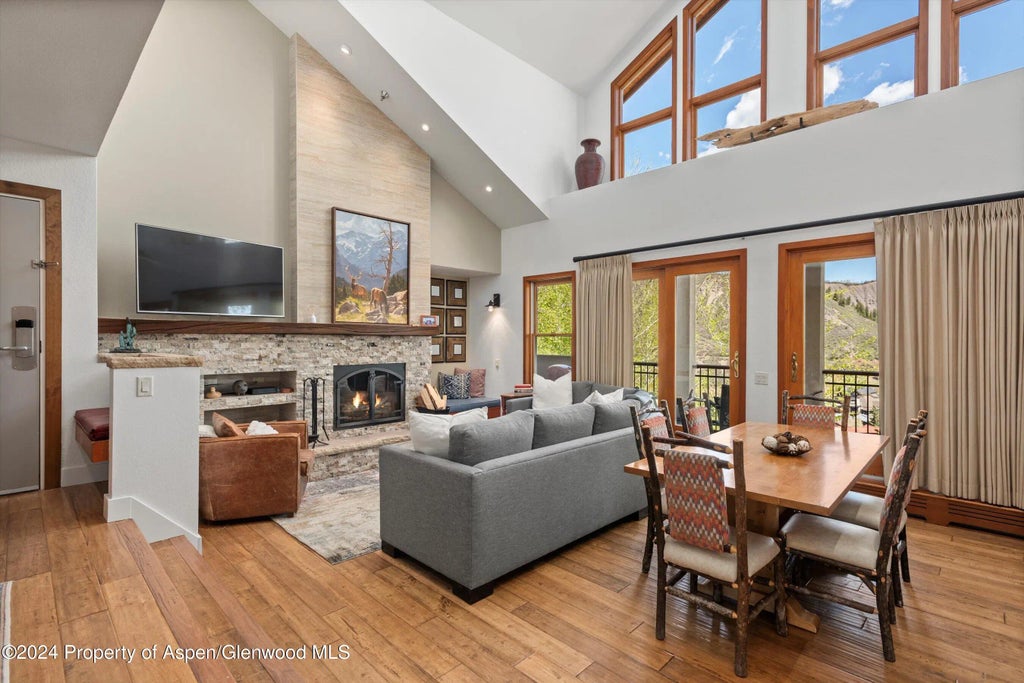 10 of 25 - 425 Wood Road 43, Snowmass Village, CO