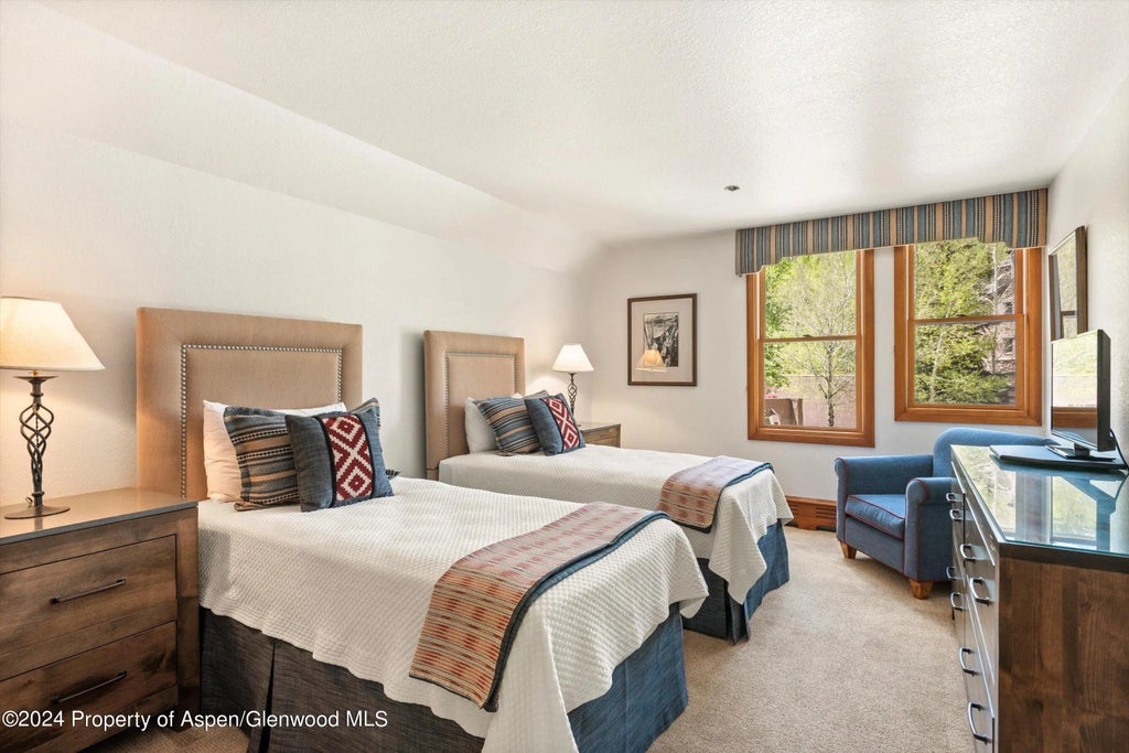 11 of 25 - 425 Wood Road 43, Snowmass Village, CO