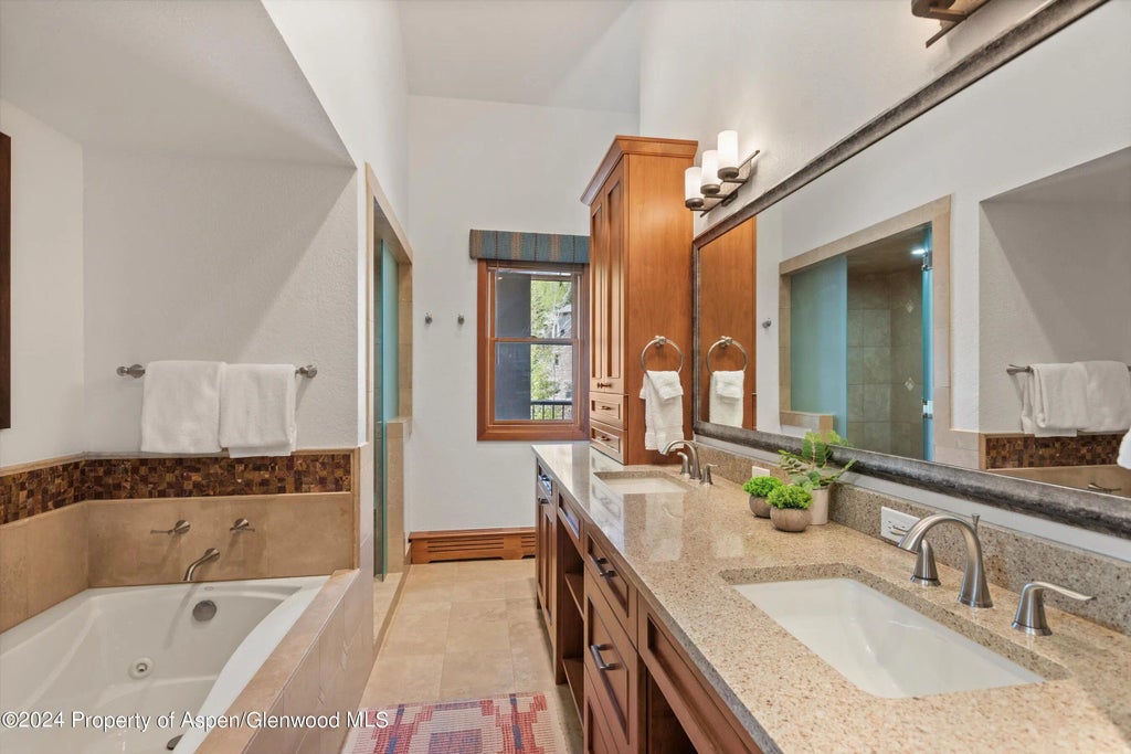 17 of 25 - 425 Wood Road 43, Snowmass Village, CO