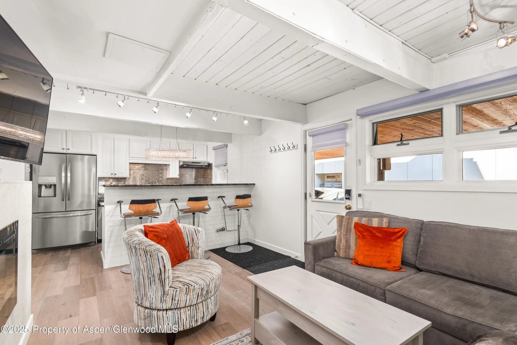 13 of 14 - 630 E Cooper Avenue 4, Aspen, CO