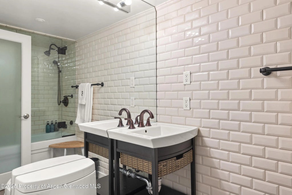 8 of 14 - 630 E Cooper Avenue 4, Aspen, CO