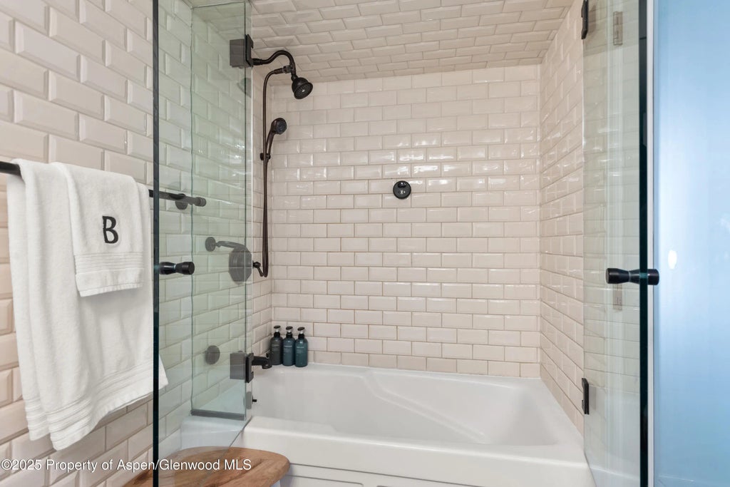 9 of 14 - 630 E Cooper Avenue 4, Aspen, CO